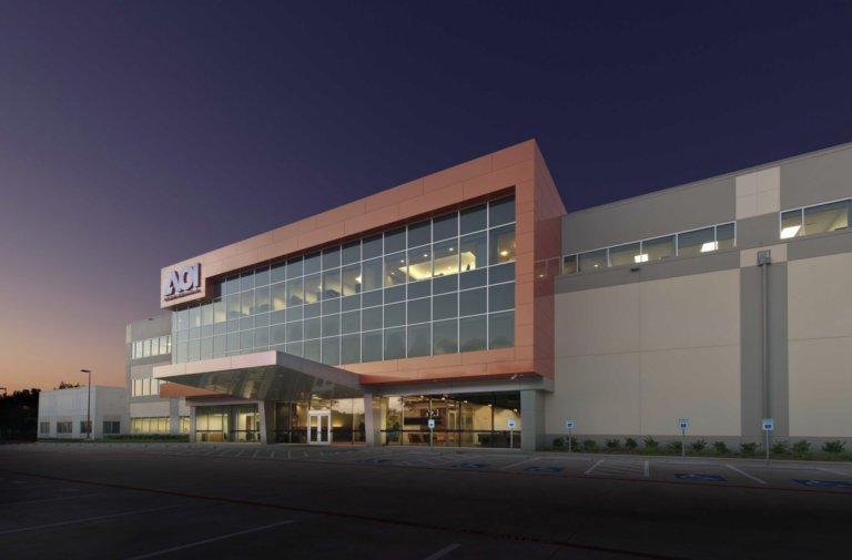 赋能光通信：首批高精度共晶机成功交付美国AOI